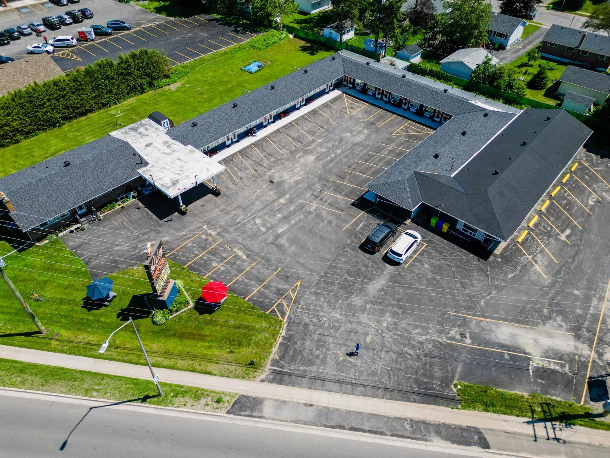 Holiday Motel Sault Ste. Marie Exterior foto