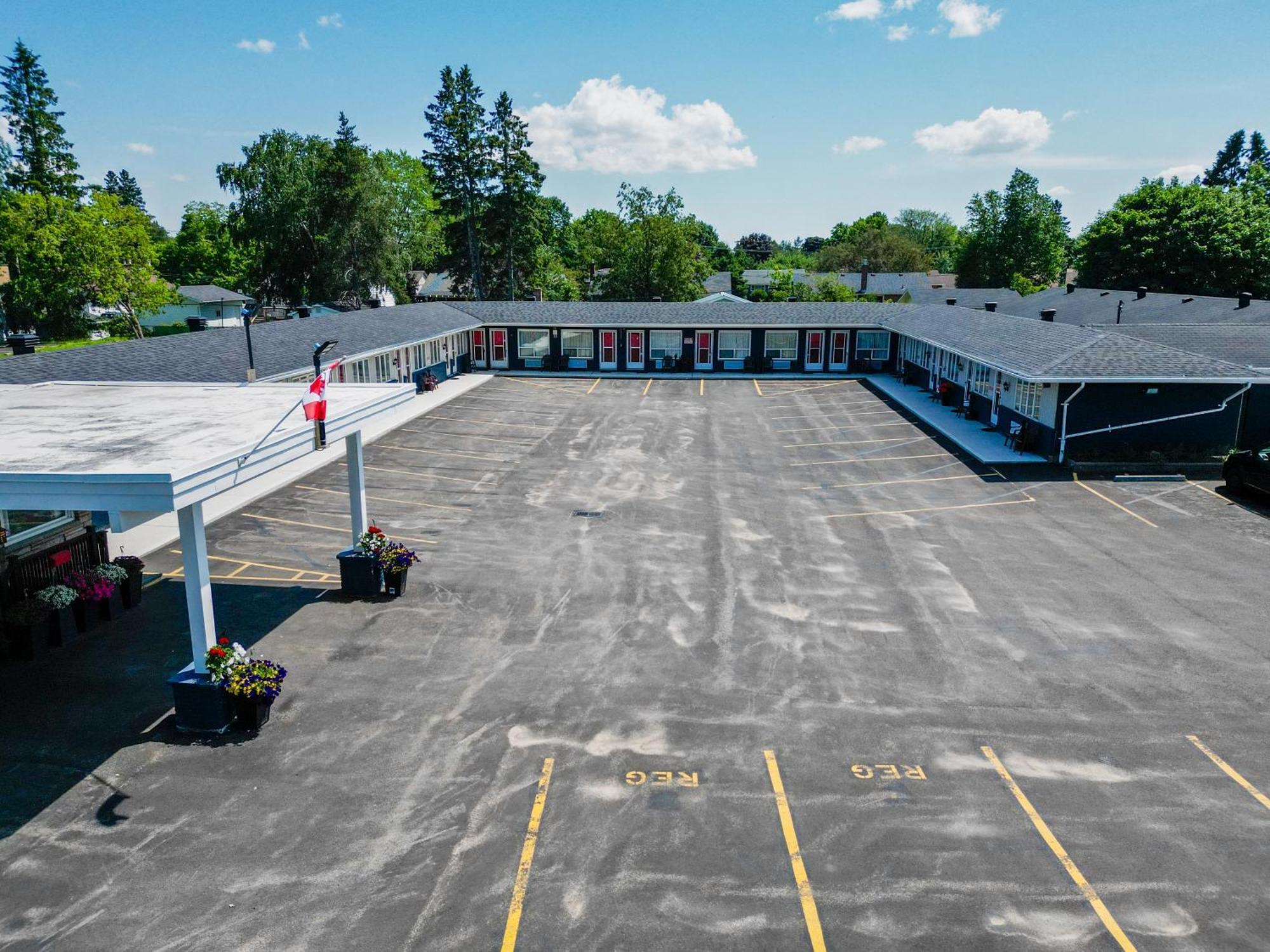 Holiday Motel Sault Ste. Marie Exterior foto